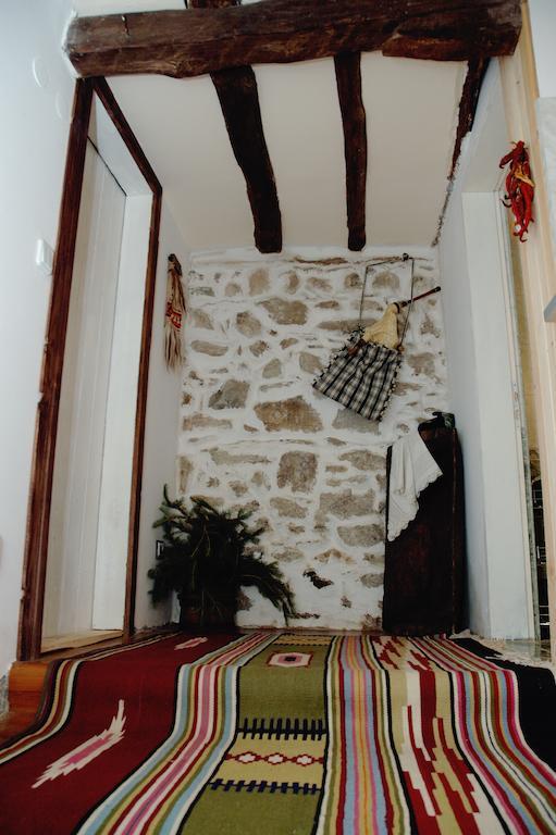Villa The House In Shipka Habitación foto